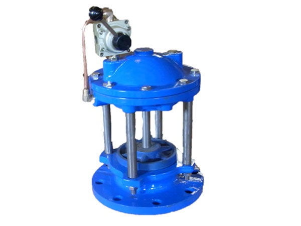 　手(shou)動隔膜池底排泥(ni)閥