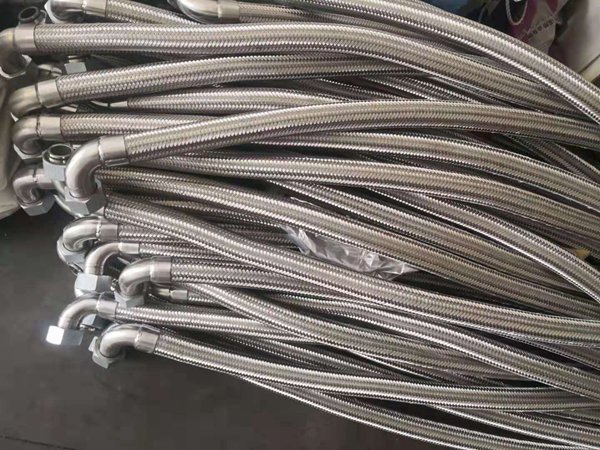 彎(wān)頭金屬軟管